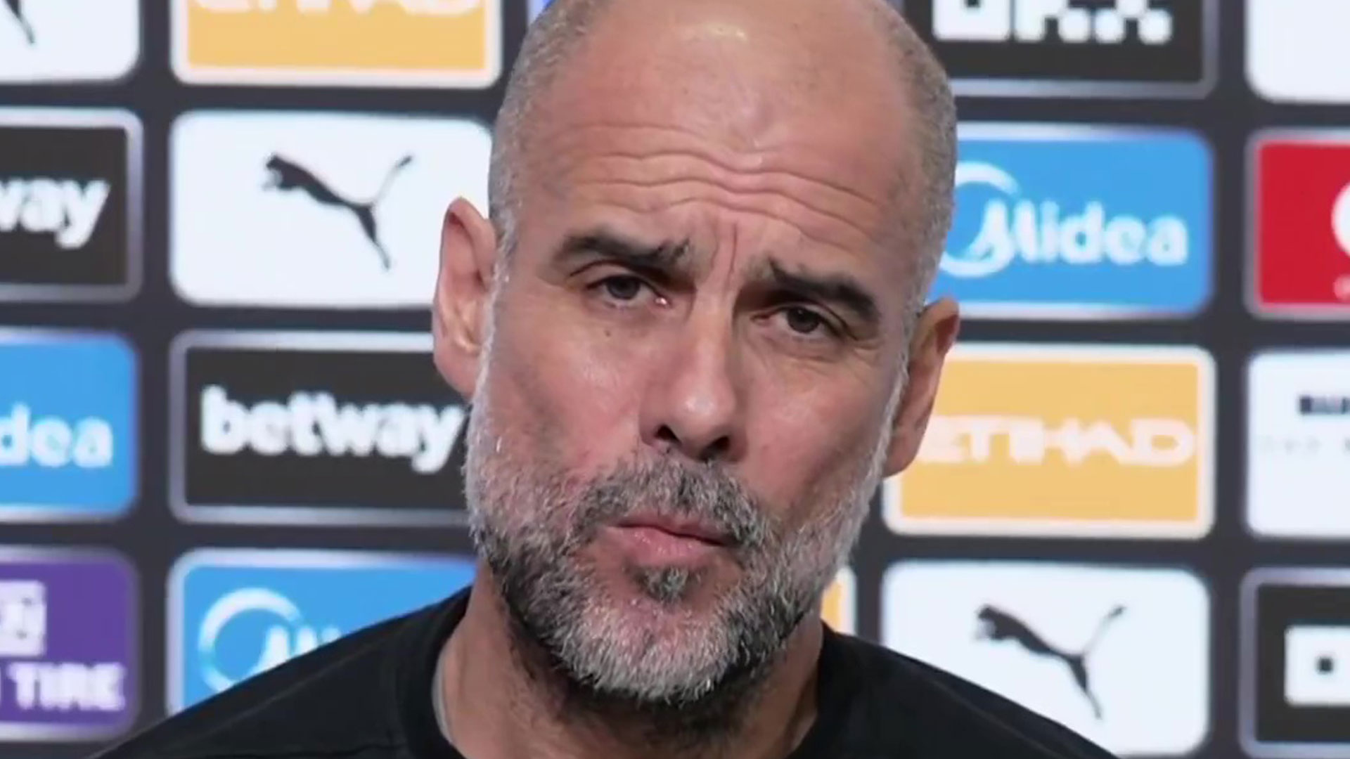 瓜迪奥拉在新闻发布会上