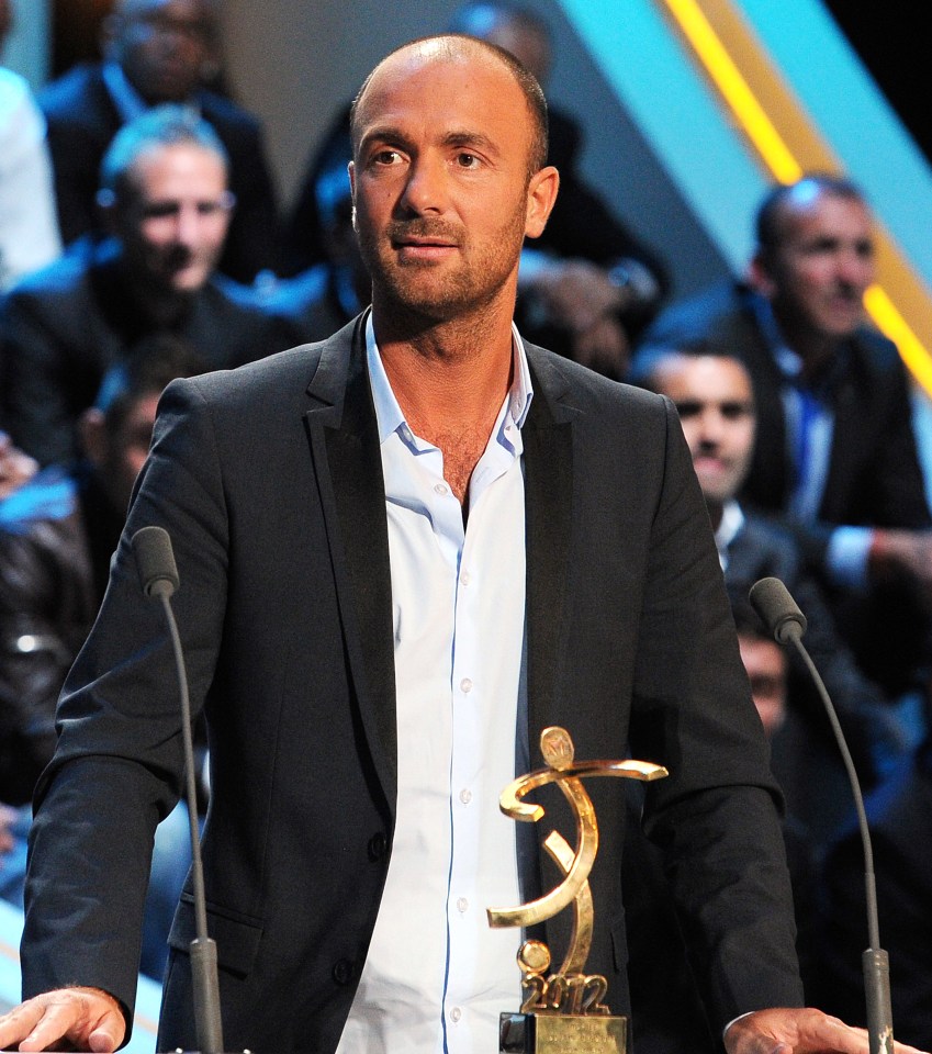 批评利物浦转会的法国名宿杜加里